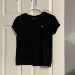 aritzia tshirt